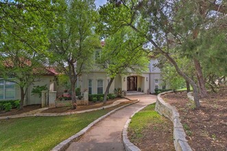 405 Barrett Ln in Austin, TX - Building Photo - Building Photo