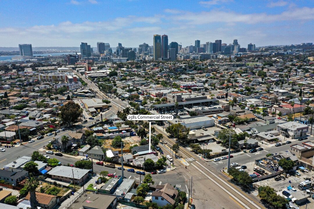 2581 Commercial St in San Diego, CA - Building Photo