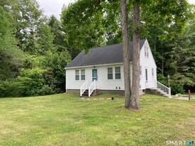 282 Norwich-Westerly Rd in Preston, CT - Building Photo