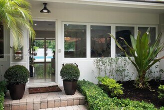 1523 Blue Rd in Coral Gables, FL - Building Photo - Building Photo