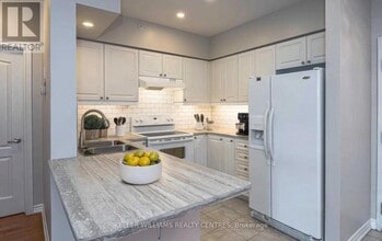 41 Ferndale Dr S in Barrie, ON - Building Photo - Building Photo