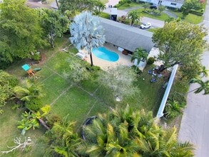 8495 SW 141st St in Palmetto Bay, FL - Building Photo - Building Photo