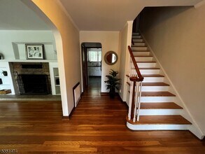 56 Grandview Pl in Caldwell, NJ - Building Photo - Building Photo