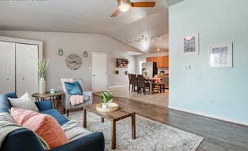 216 S Caddoa Dr in Pueblo West, CO - Building Photo - Building Photo