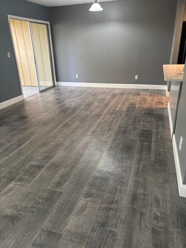 120 Hibiscus Woods Ct, Unit 3D in Deltona, FL - Building Photo - Building Photo