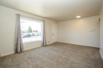 7028 Lipan St in Denver, CO - Building Photo - Building Photo