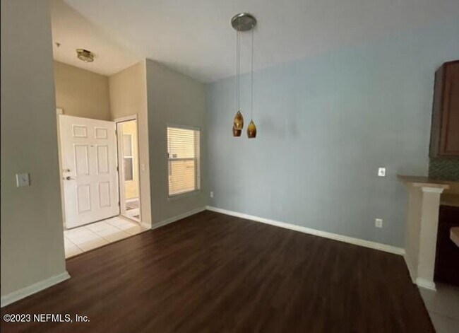 7061 Snowy Canyon Dr in Jacksonville, FL - Building Photo - Building Photo
