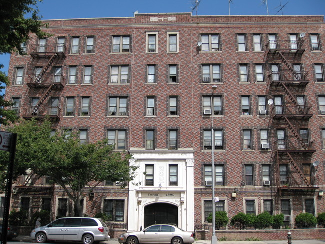 649  Empire Blvd in Brooklyn, NY - Building Photo - Building Photo