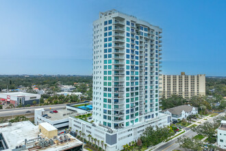 Altura Bayshore in Tampa, FL - Foto de edificio - Building Photo