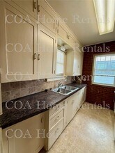3222 E Oakland Ave in Wichita, KS - Building Photo - Building Photo
