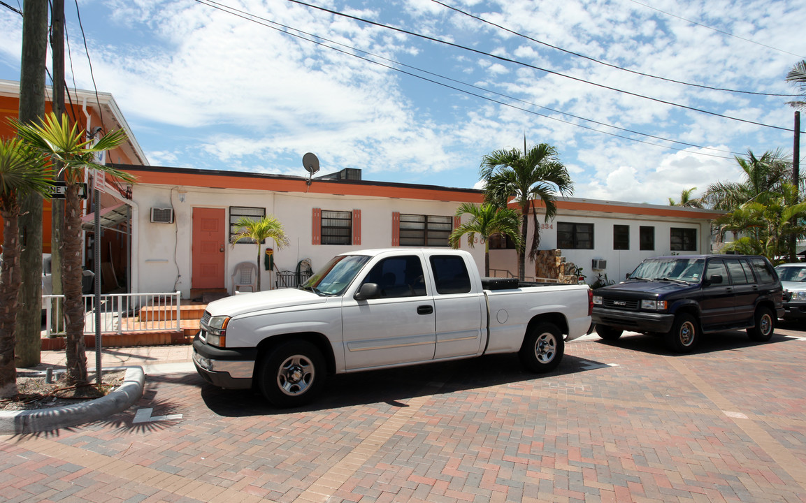 330-334 Fillmore St in Hollywood, FL - Foto de edificio