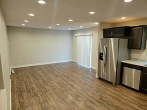 1105 Fishlock Ave in Findlay, OH - Building Photo - Building Photo