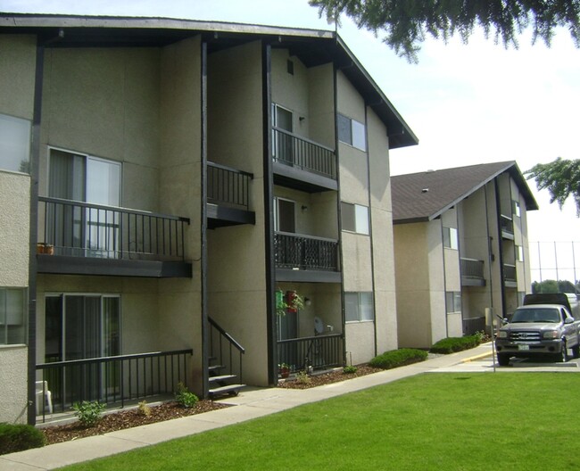 Parkview Apartments in Cheney, WA - Foto de edificio - Building Photo