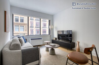 160 W 24th St in New York, NY - Building Photo - Building Photo