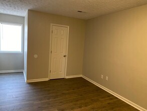 255 Foxworth Dr in Jackson, TN - Building Photo - Building Photo