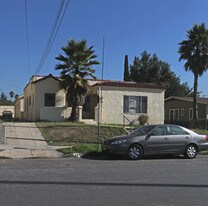 153 Avenue 53 in Los Angeles, CA - Building Photo