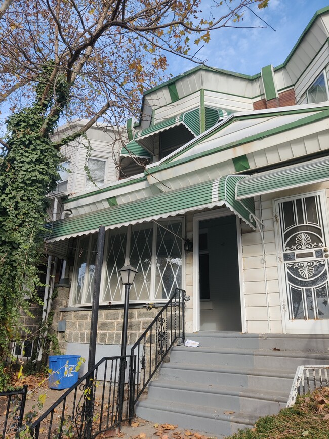 5513 Media St in Philadelphia, PA - Building Photo - Building Photo