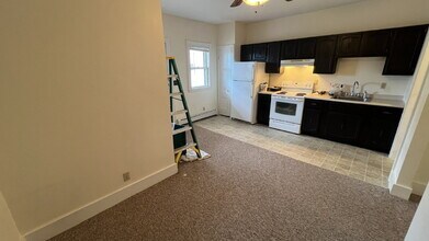 706 Central Ave in Dover, NH - Building Photo - Building Photo