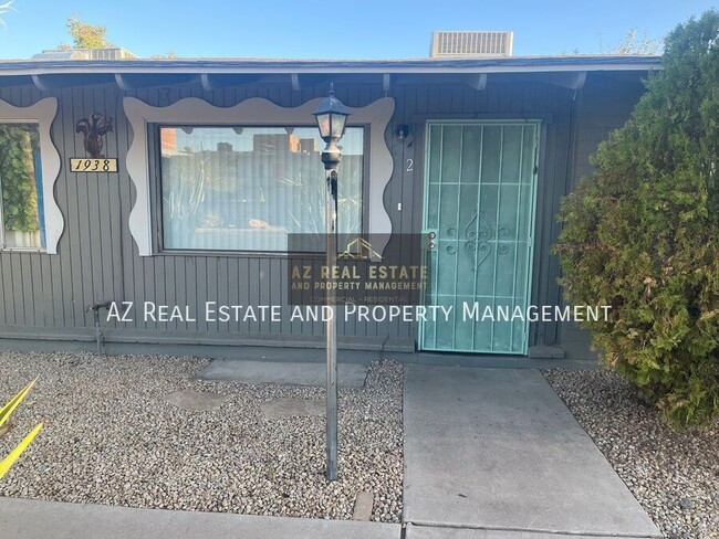 property at 1938 W Berridge Ln