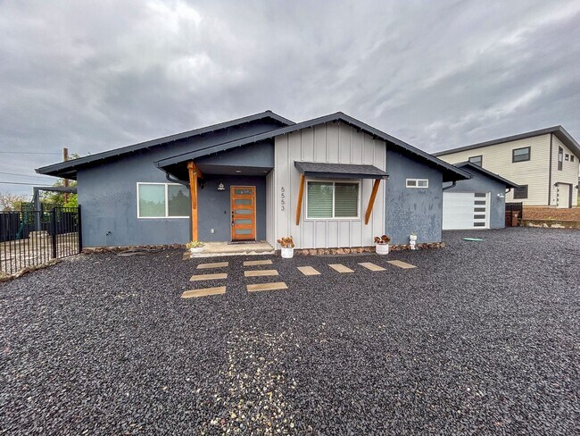 property at 5553 Keith Rd