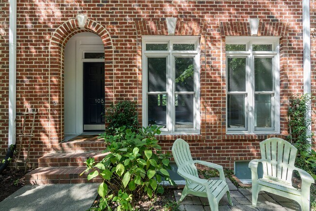 108 Westgreen Dr in Chapel Hill, NC - Building Photo - Building Photo