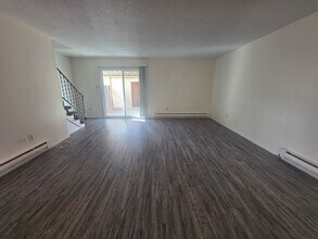 522 Smithridge Park in Reno, NV - Foto de edificio - Building Photo