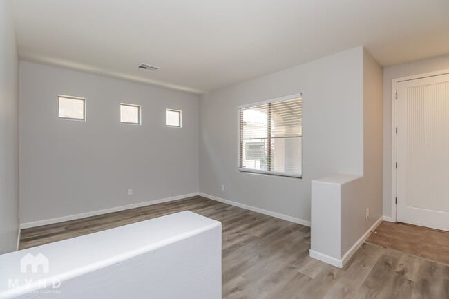 1635 S Starling Dr in Gilbert, AZ - Building Photo - Building Photo