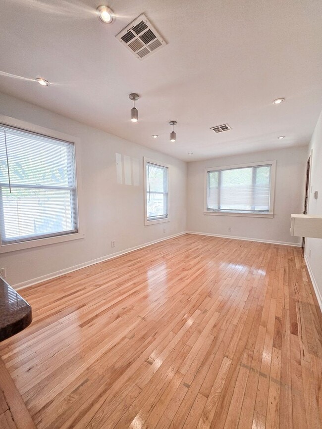 property at 4512 Jinx Ave