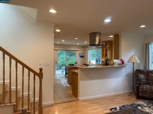 2032 Donald Dr in Moraga, CA - Building Photo - Building Photo