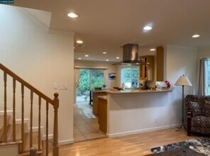 2032 Donald Dr in Moraga, CA - Building Photo - Building Photo