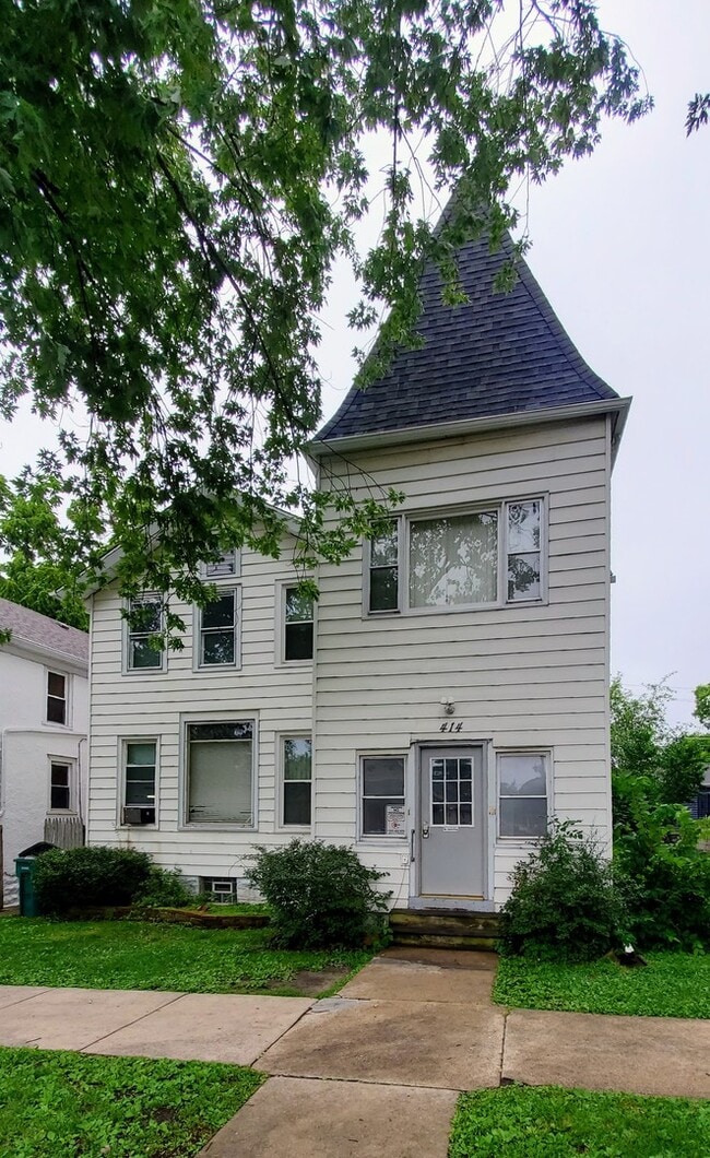 property at 414 Oneida St