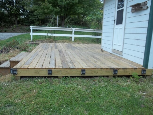 11109 72nd Rd SE in Agency, MO - Foto de edificio - Building Photo