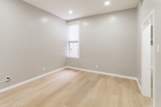 2827 W Girard Ave in Philadelphia, PA - Building Photo - Building Photo