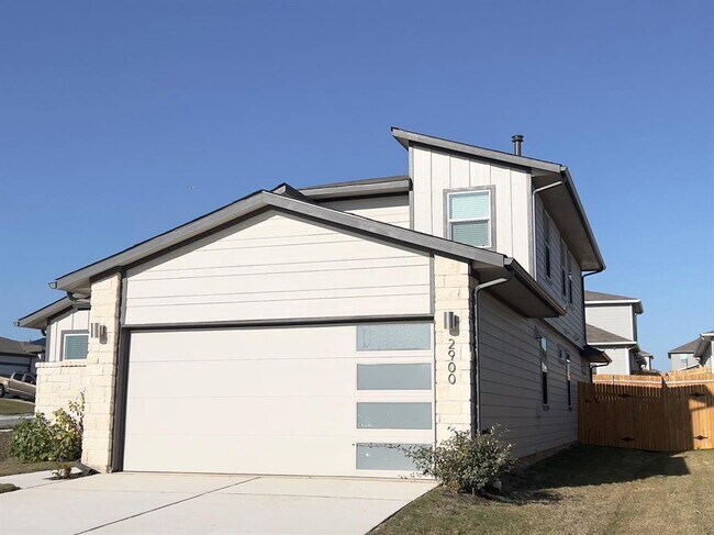 2900 Egan Dr in Pflugerville, TX - Building Photo - Building Photo