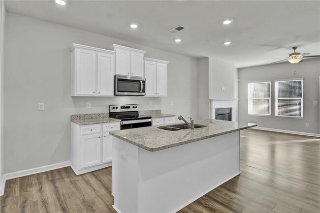 4336 Mallory Ct in Union City, GA - Building Photo - Building Photo