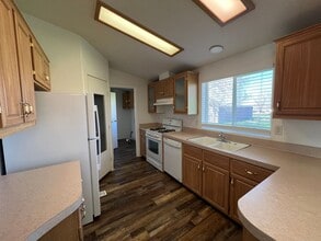 5211 N 3000 W in Cedar City, UT - Building Photo - Building Photo