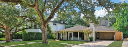 4015 Essex Ln in Houston, TX - Building Photo - Building Photo