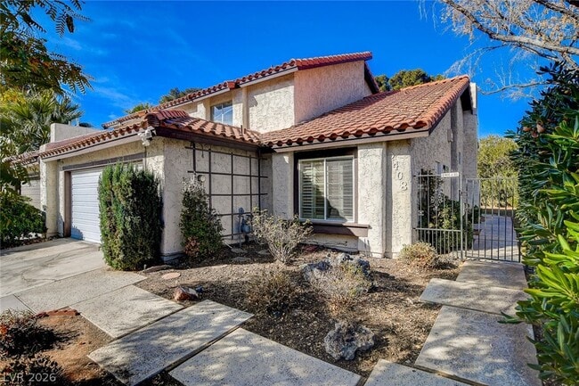 property at 2408 El Cortez Ave