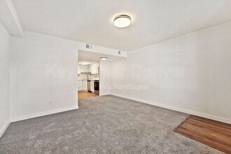 1885 S Quebec Way in Denver, CO - Building Photo - Building Photo