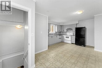 759 Pierre Ave in Windsor, ON - Building Photo - Building Photo