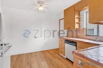 6117 NE Clackamas St in Portland, OR - Foto de edificio - Building Photo