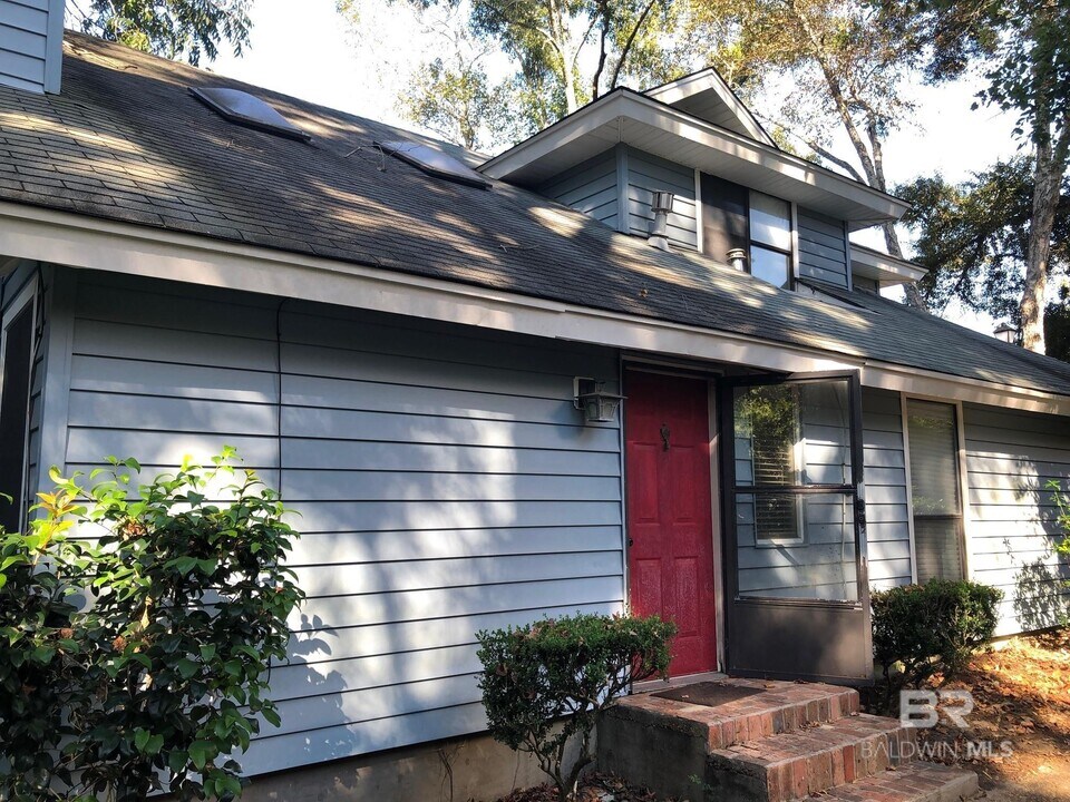 6417 Cedar Bend Ct in Mobile, AL - Foto de edificio