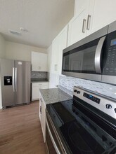 1483 Mirabella Cir in Davenport, FL - Building Photo - Building Photo