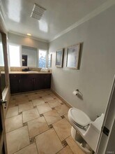 21549 CA-1 in Malibu, CA - Building Photo - Building Photo