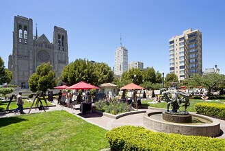 1081 Pine St in San Francisco, CA - Building Photo - Building Photo