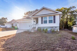 3021 Jane Ln in Crestview, FL - Building Photo - Building Photo
