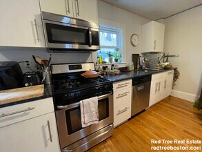 7 Riverside Pl in Cambridge, MA - Building Photo - Building Photo