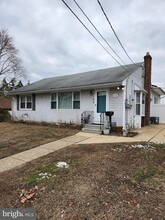 418 Lee Ave, Unit 1826 in Beverly, NJ - Building Photo - Building Photo