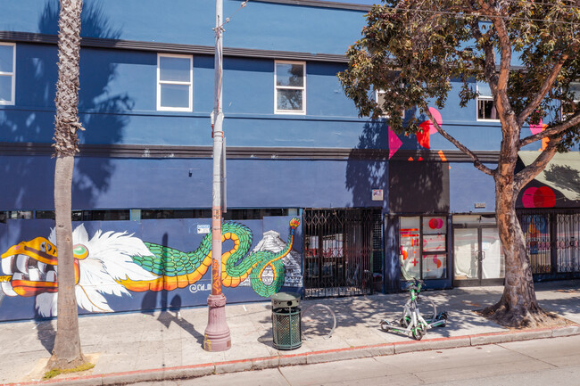 2401 Mission St in San Francisco, CA - Building Photo - Building Photo