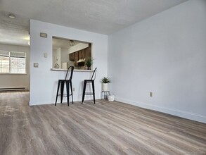 975 Meriden Rd in Waterbury, CT - Building Photo - Building Photo